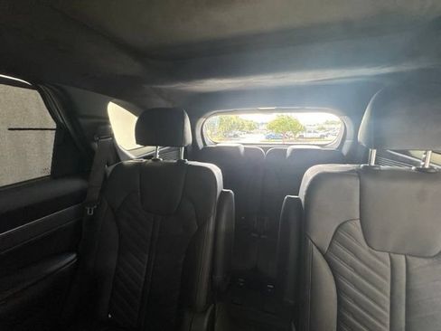 Used 2025 Kia Sorento SX Prestige AWD/4WD image 23