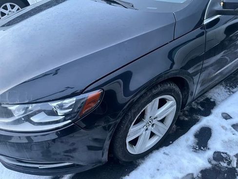 Used 2013 Volkswagen CC Sport image 10