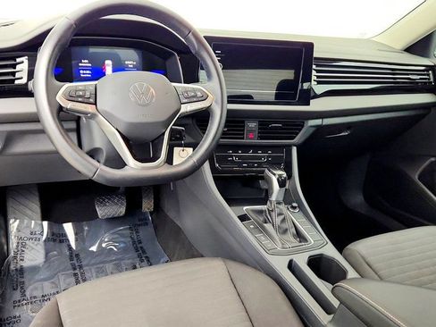 Used 2025 Volkswagen Jetta S FWD image 12