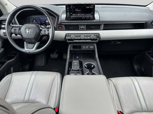 Used 2023 Honda Pilot Elite image 15