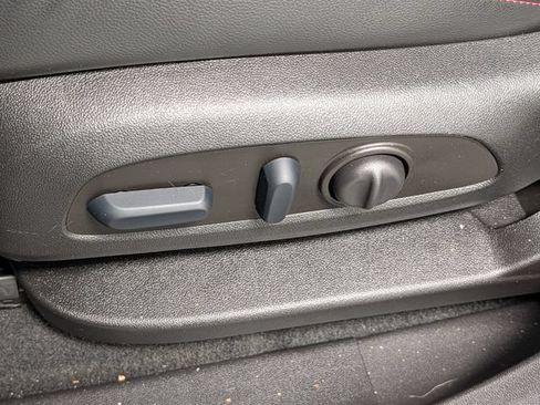 Certified 2023 Chevrolet Equinox RS AWD/4WD image 11