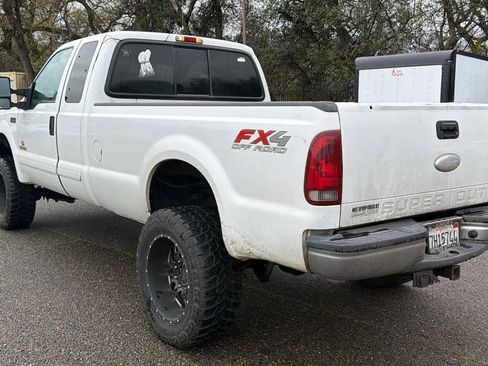 Used 2003 Ford F250 XLT image 7