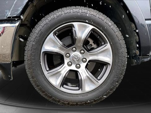 Used 2021 RAM 1500 Laramie AWD/4WD image 37