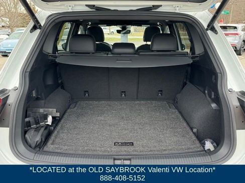 Certified 2023 Volkswagen Tiguan SEL R-Line AWD/4WD image 19