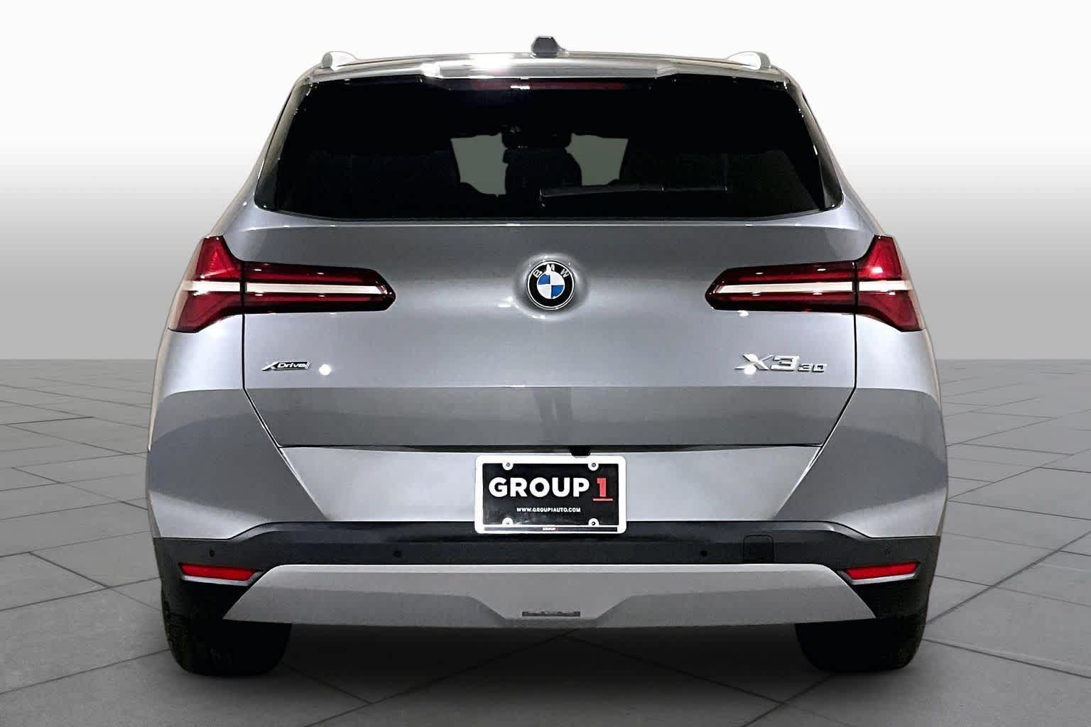 Used 2026 BMW X3 xDrive30i w/ Convenience Package AWD/4WD image 4