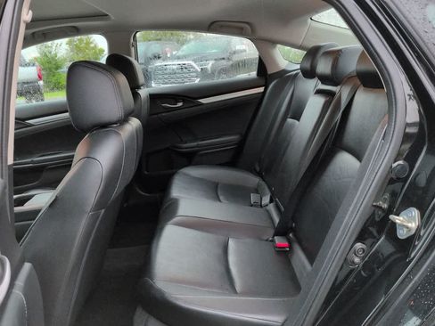Used 2016 Honda Civic Touring image 13