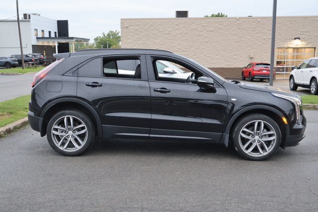 Used 2022 Cadillac XT4 Sport w/ Enhanced Visibility Package AWD/4WD image 7
