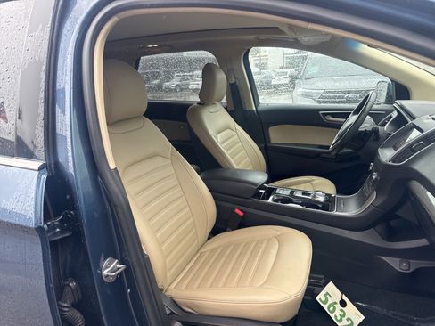 Used 2019 Ford Edge SEL w/ Equipment Group 201A image 11