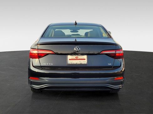 Used 2024 Volkswagen Jetta SE image 5