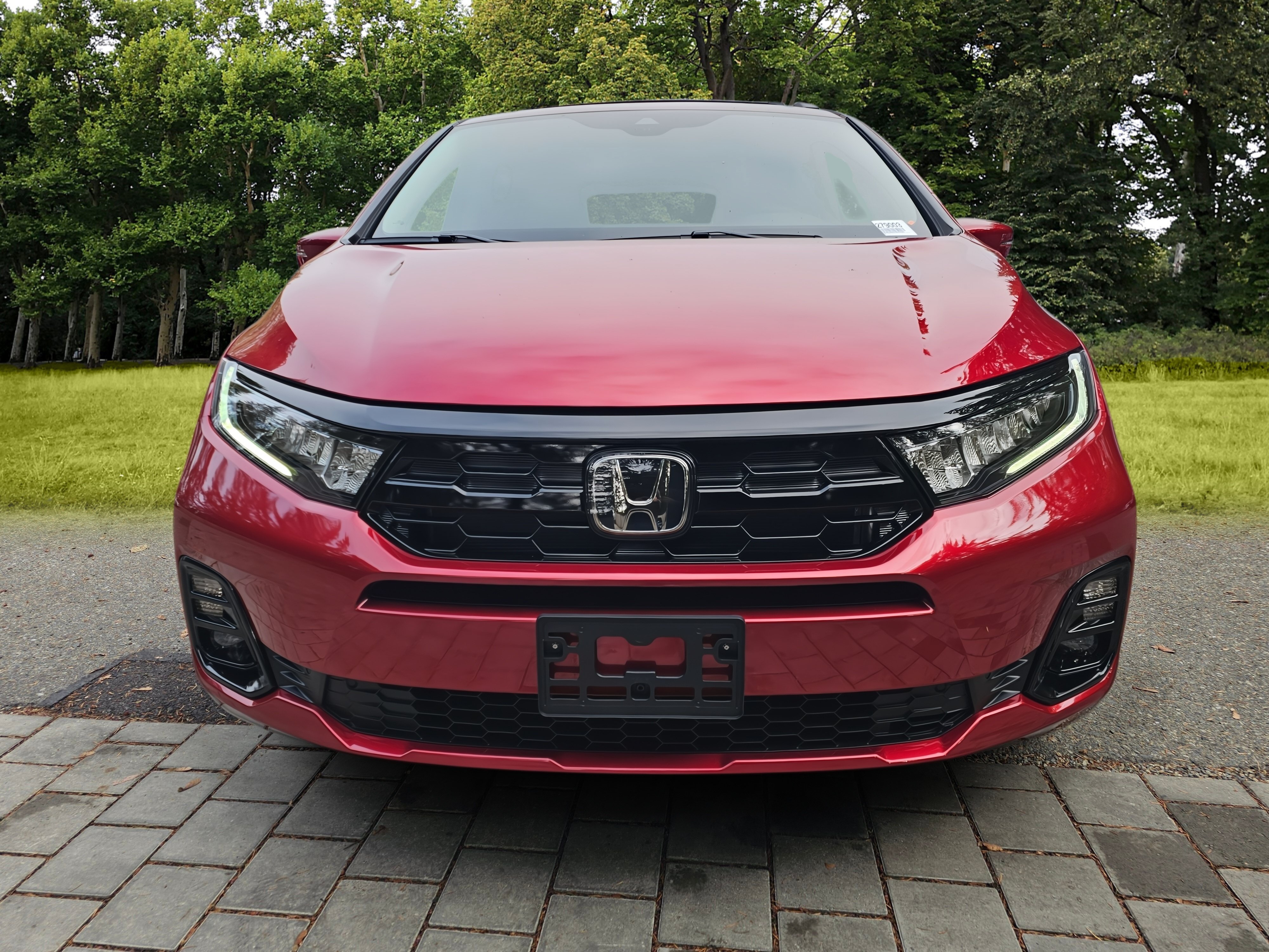 New 2027 Honda Odyssey Elite image 2