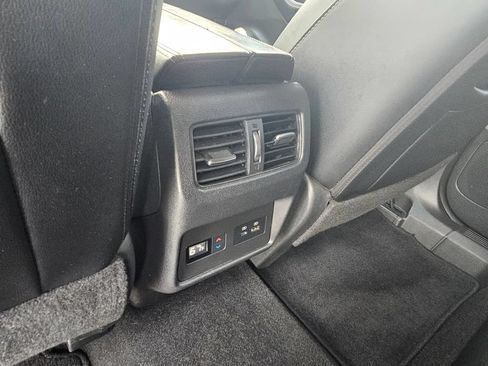 Certified 2021 Nissan Rogue SL w/ Premium Package AWD/4WD image 16