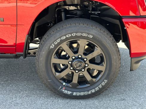 New 2026 RAM 2500 Laramie AWD/4WD image 13
