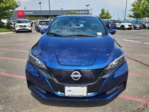 Used 2025 Nissan Leaf S FWD image 9