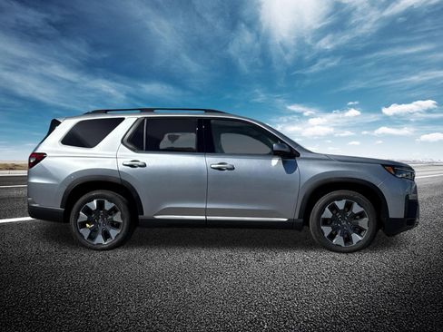 New 2026 Honda Pilot Elite image 2