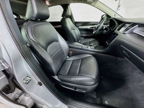 Used 2021 INFINITI QX50 Luxe FWD image 36