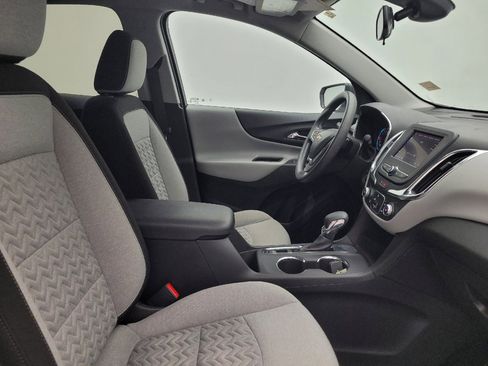 Used 2024 Chevrolet Equinox LS w/ LS Convenience Package FWD image 21
