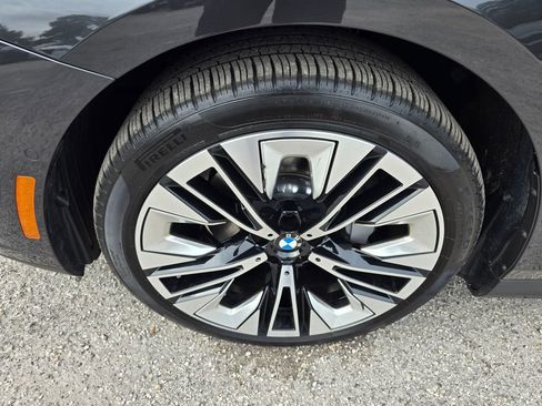 Used 2026 BMW 530i RWD image 10
