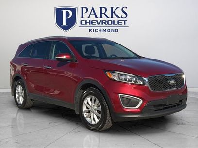 Used 2017 Kia Sorento LX w/ LX Convenience Package