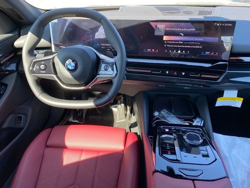 New 2026 BMW 530i xDrive AWD/4WD image 9