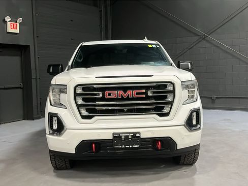 Used 2019 GMC Sierra 1500 AT4 w/ AT4 Premium Package AWD/4WD image 2