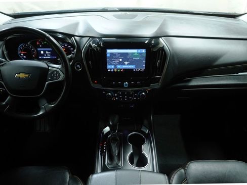 Used 2021 Chevrolet Traverse Premier image 19