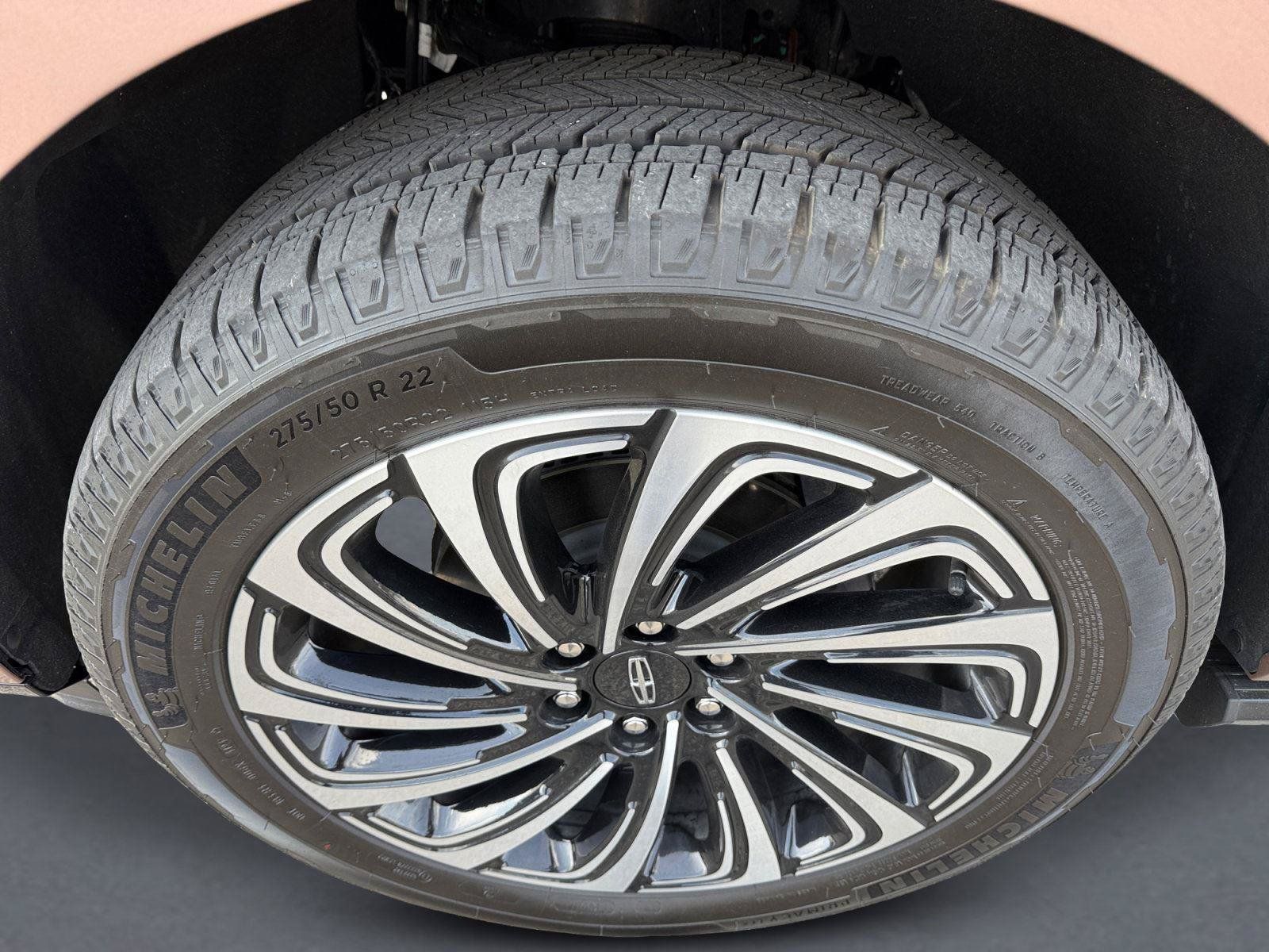Used 2025 Lincoln Navigator L Black Label AWD/4WD image 9