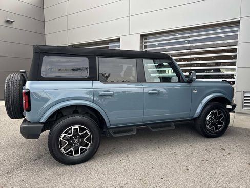 Used 2023 Ford Bronco Outer Banks AWD/4WD image 6