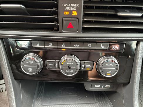 Certified 2024 Volkswagen Jetta SEL image 16