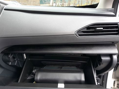 Certified 2024 Subaru Crosstrek 2.0i Premium image 37