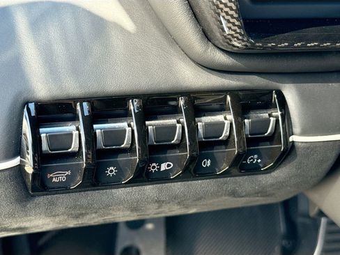 Used 2019 Lamborghini Aventador SVJ image 31