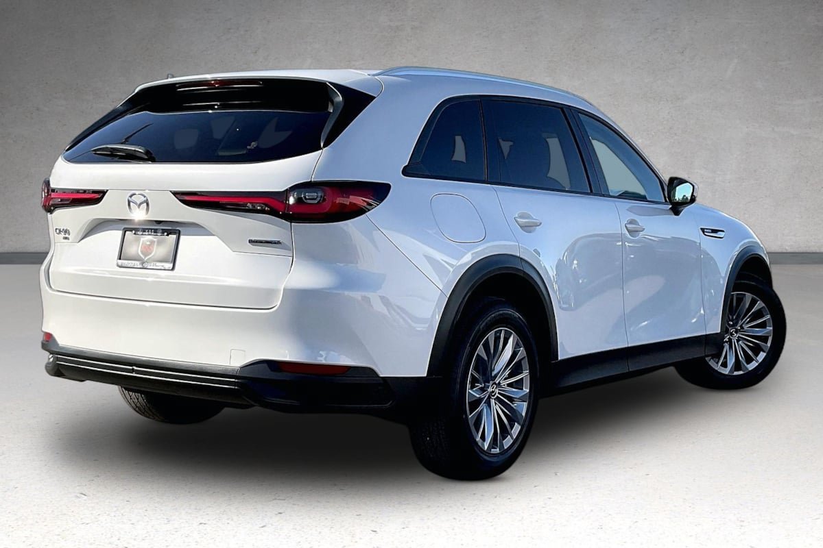 Used 2024 MAZDA CX-90 Plug-In Hybrid w/ Preferred AWD/4WD image 35