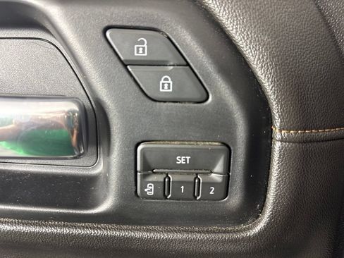Used 2019 GMC Sierra 1500 AT4 w/ AT4 Premium Package AWD/4WD image 14