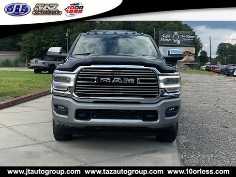 Used 2022 RAM 2500 Laramie RWD image 2