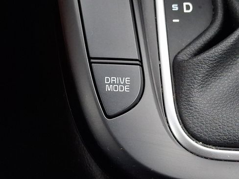 Used 2023 Kia Soul LX FWD image 23