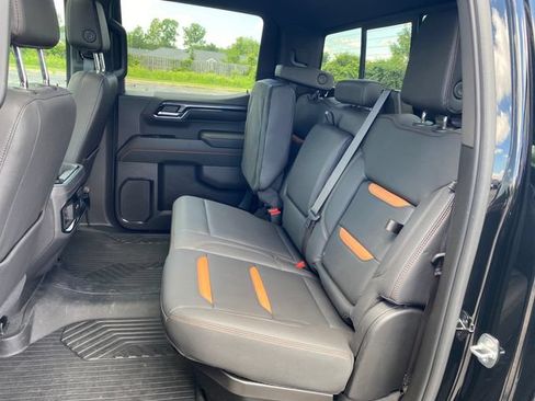 Certified 2023 GMC Sierra 1500 AT4 w/ AT4 Premium Package AWD/4WD image 21