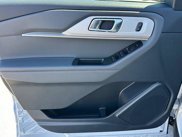 New 2027 Ford Explorer Active w/ Active Comfort Package AWD/4WD image 12