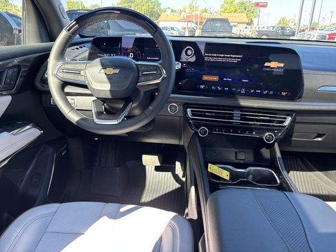 New 2026 Chevrolet Traverse High Country w/ LPO, Floor Liner Package FWD image 19