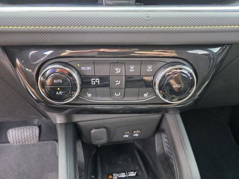 Used 2025 Chevrolet TrailBlazer ACTIV w/ Convenience Package AWD/4WD image 21