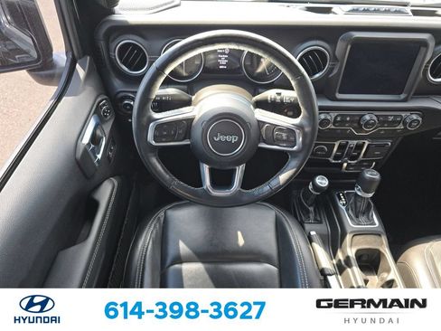 Used 2021 Jeep Wrangler Unlimited Sahara w/ Cold Weather Group AWD/4WD image 17