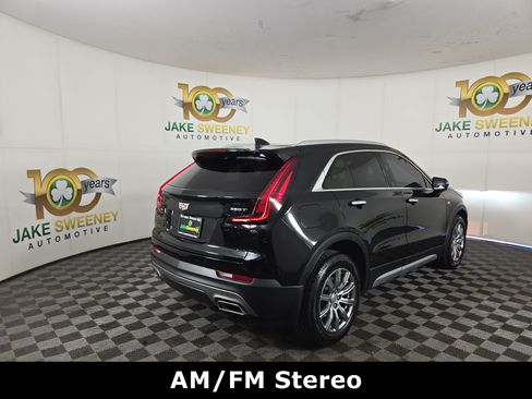Certified 2021 Cadillac XT4 Premium Luxury w/ Cold Weather Package FWD image 9