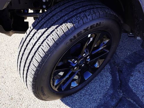 Certified 2025 Jeep Wrangler Unlimited Sahara w/ Safety Group image 13