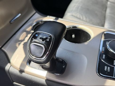 Used 2014 Jeep Grand Cherokee Limited AWD/4WD image 18