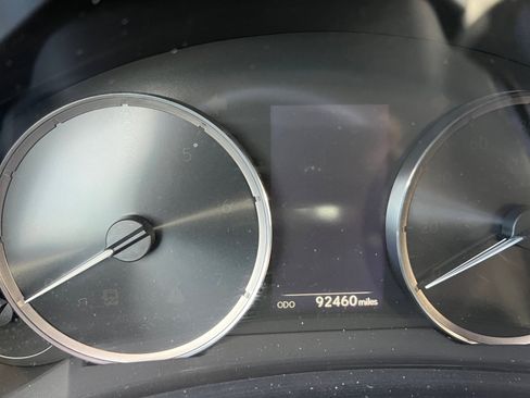 Used 2018 Lexus IS 300 AWD image 21