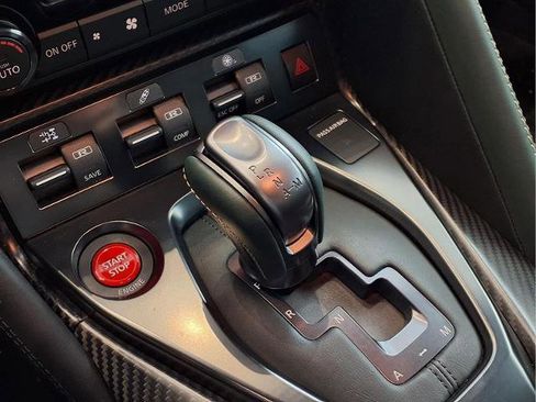Certified 2024 Nissan GT-R w/ Floor Mat Package AWD/4WD image 20