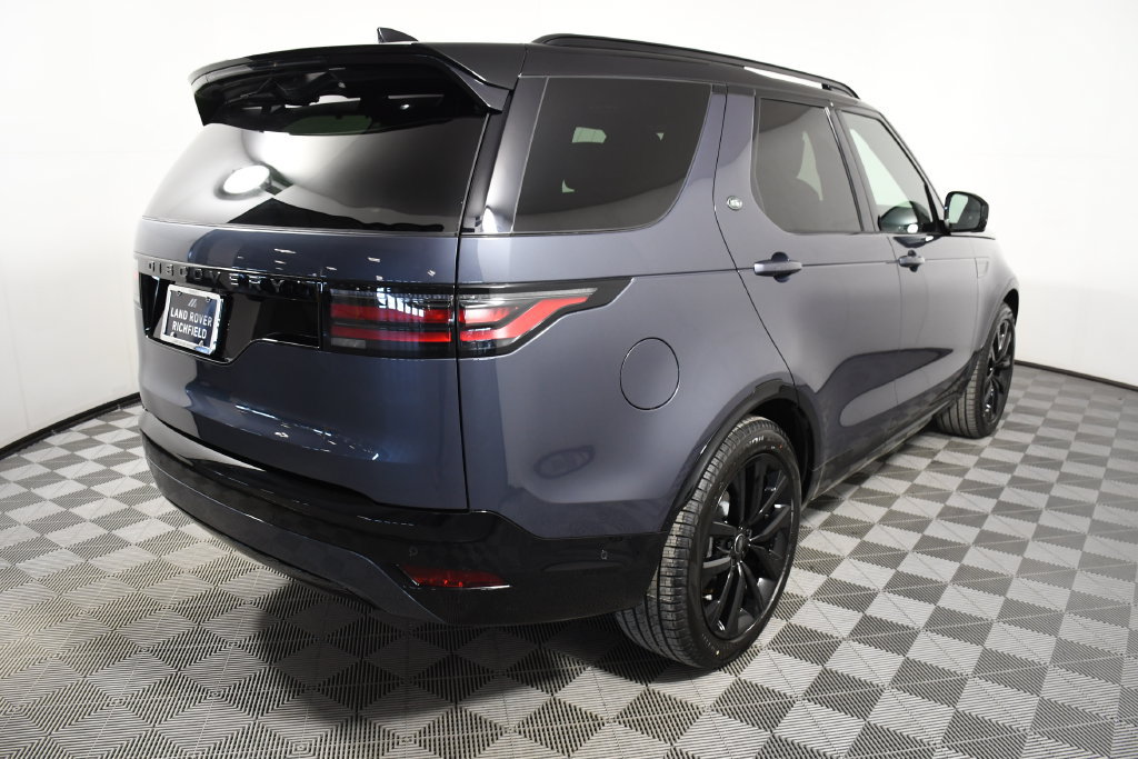 Certified 2026 Land Rover Discovery Dynamic SE AWD/4WD image 6