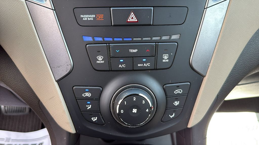 Used 2015 Hyundai Santa Fe Sport w/ Option Group 02 FWD image 34