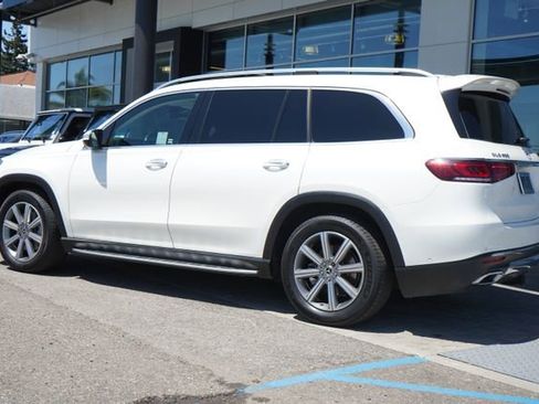 Used 2021 Mercedes-Benz GLS 450 4MATIC image 6