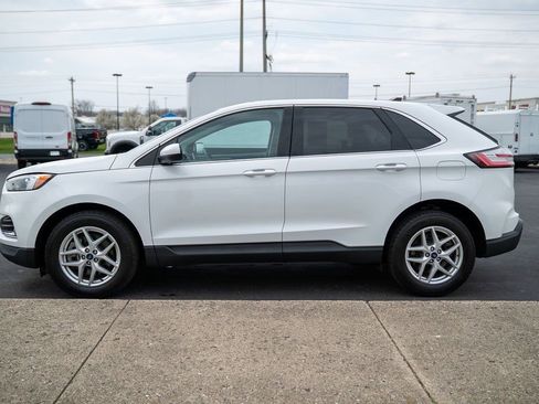Used 2022 Ford Edge SEL AWD/4WD image 3