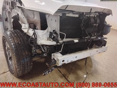 Used 2017 Toyota Tacoma TRD Off-Road image 17