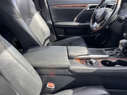 Used 2021 Lexus RX 350L FWD w/ Premium Package image 8